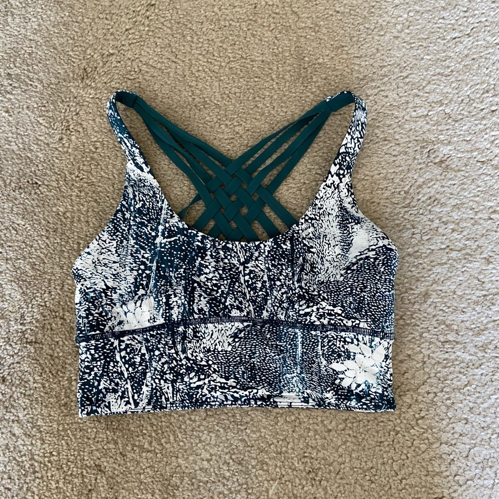 lululemon sports bra!! 🦋